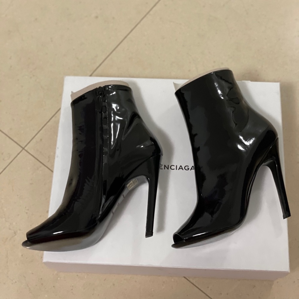 Balenciaga brand new heels - Picture 5 of 12